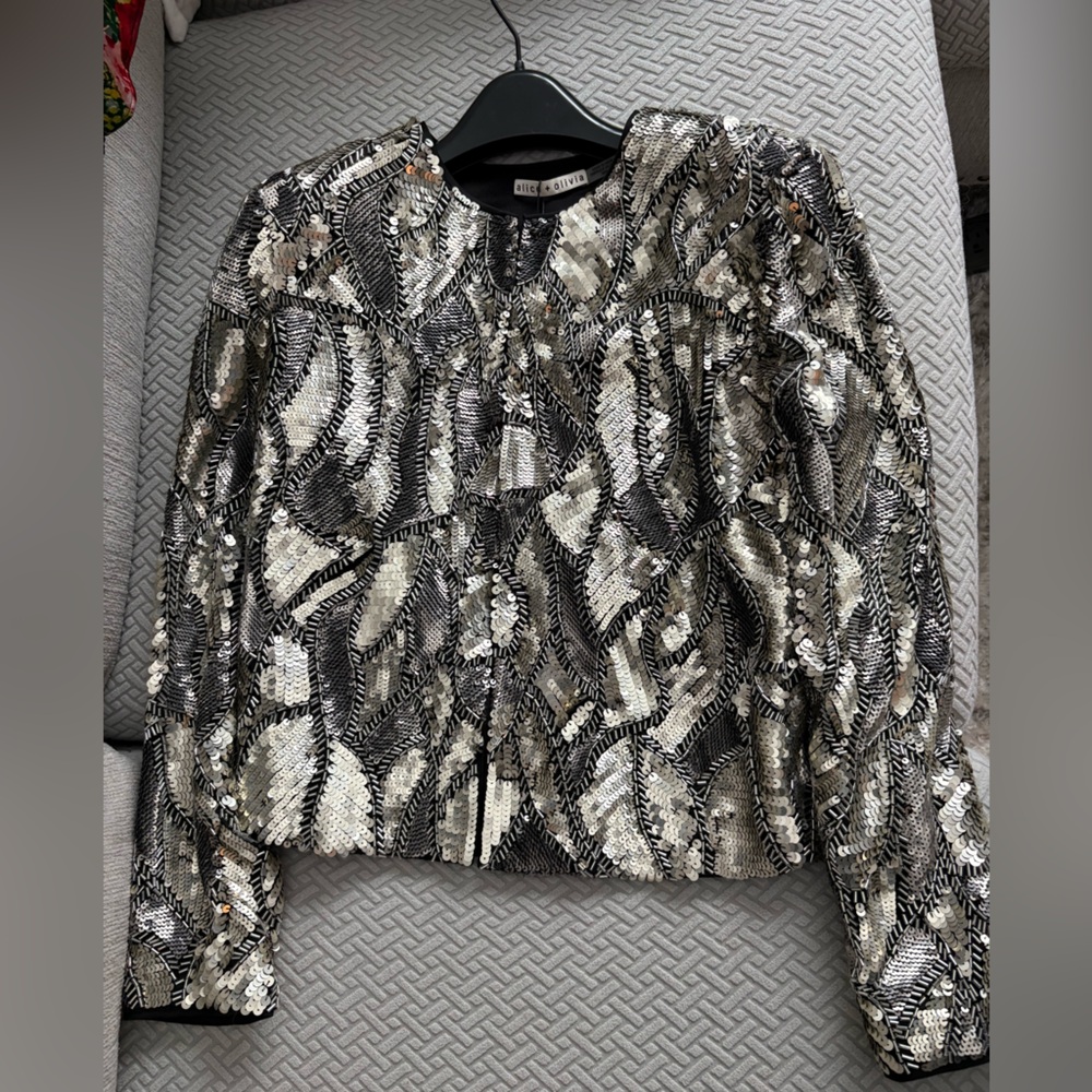 Alice+Olivia Kidman embellished-beaded crew neck jacket. NWT, size M.